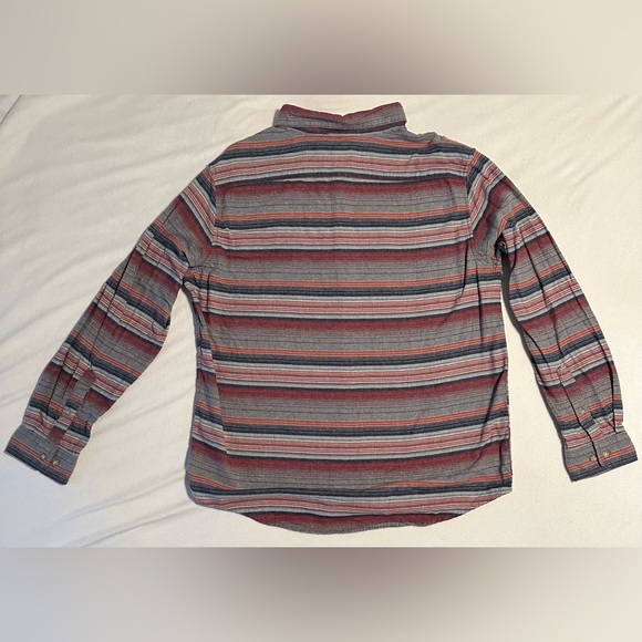 Goodfellow & Co Men’s Flannel Long Sleeve Button-Down Shirt - Picture 2 of 3